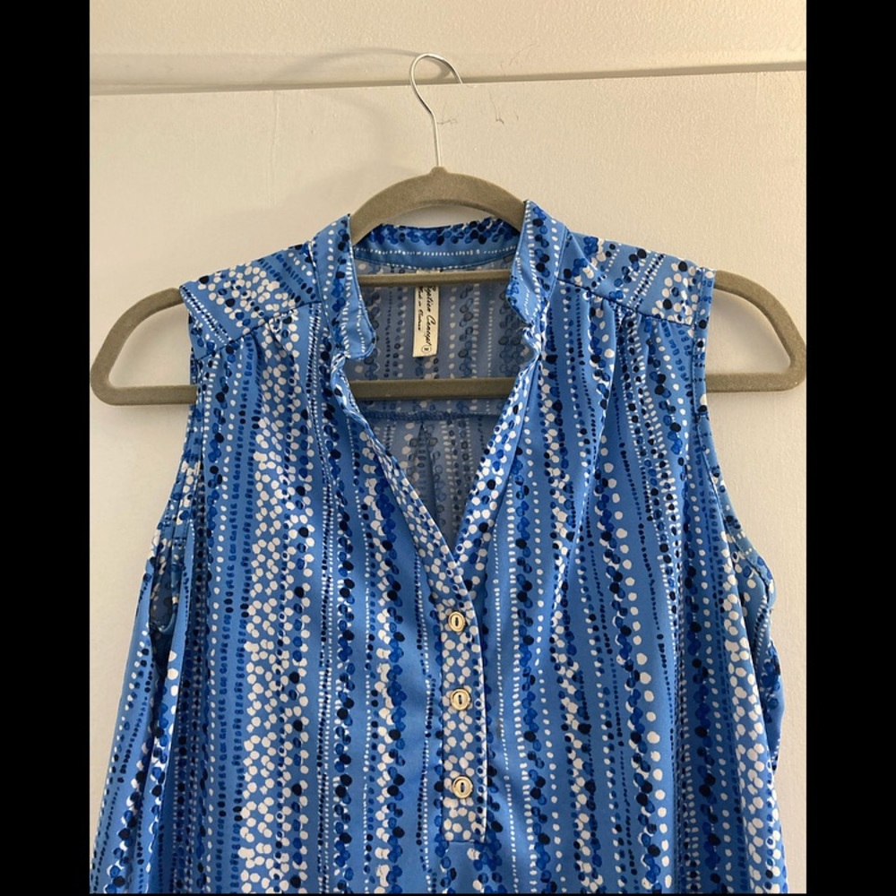 Blue Patterned Top - Picture 2 of 3